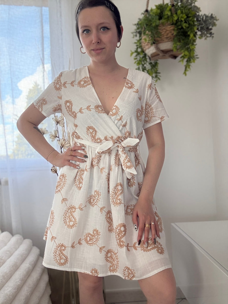Robe "Rosalie" – Blanc & Beige